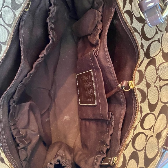 COACH- signature style city tote - Picture 5 of 6